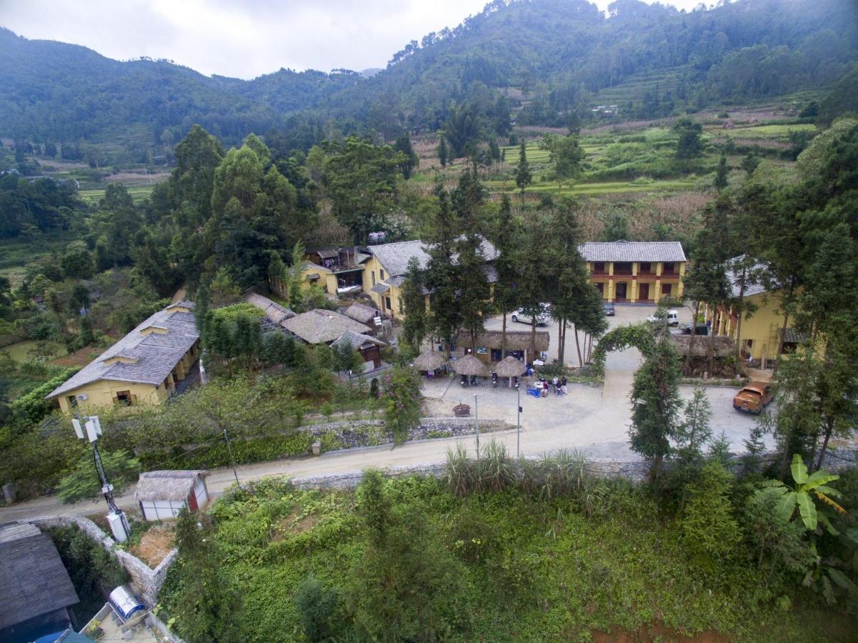 Dong Van B&B ภายนอก รูปภาพ